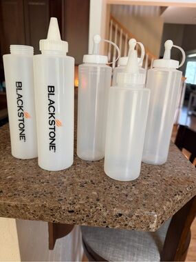 Blackstone White Squeeze Bottles - Set of 6